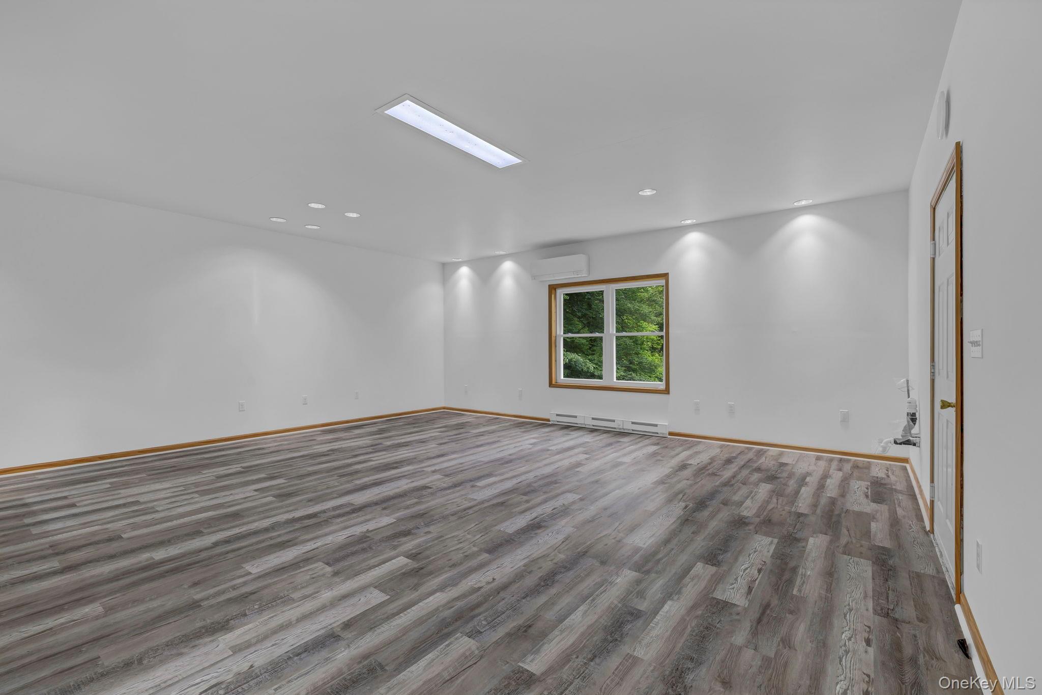 309 Quannacut Road, Pine Bush, NY 12566