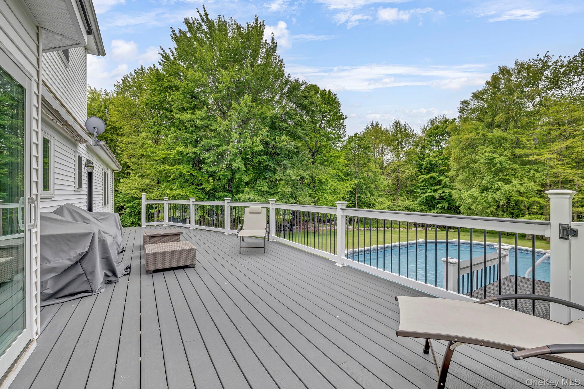 309 Quannacut Road, Pine Bush, NY 12566