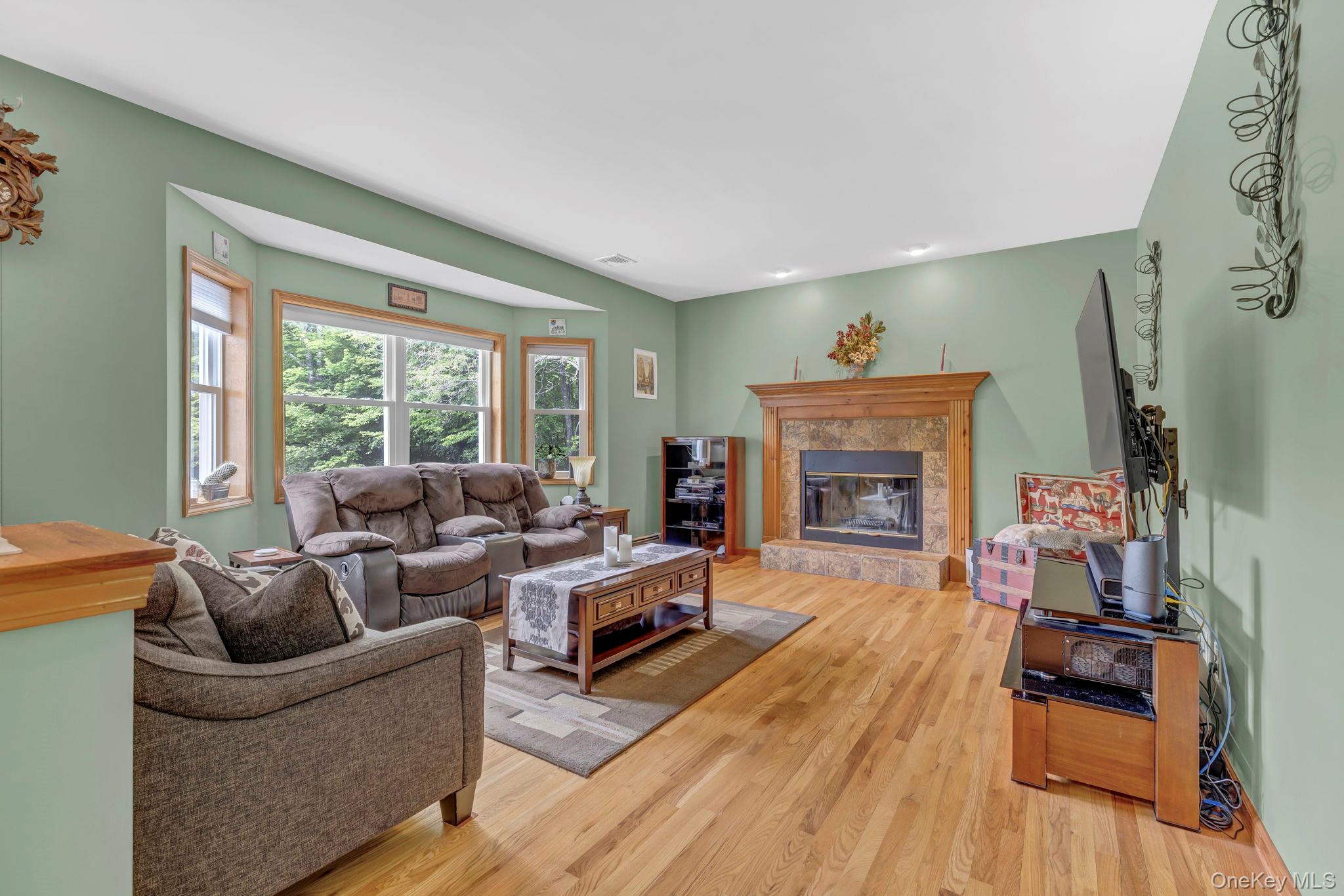 309 Quannacut Road, Pine Bush, NY 12566