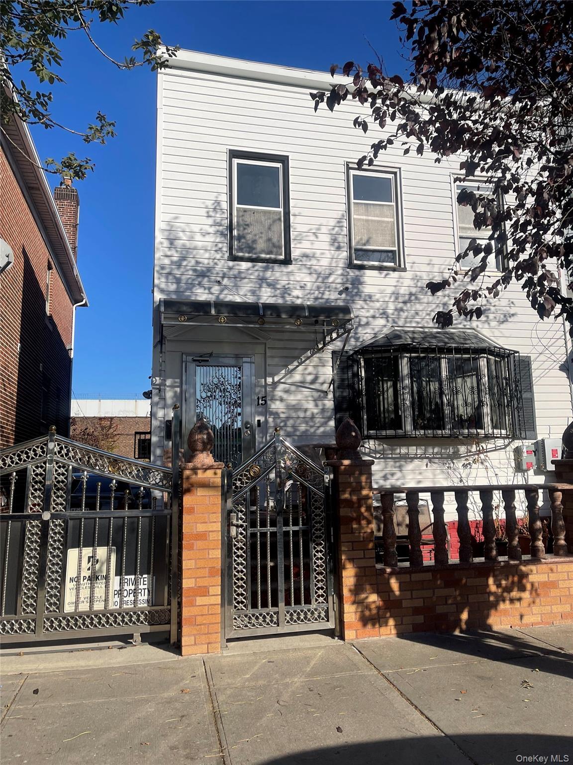 15 Euclid Avenue, Brooklyn, NY 11208