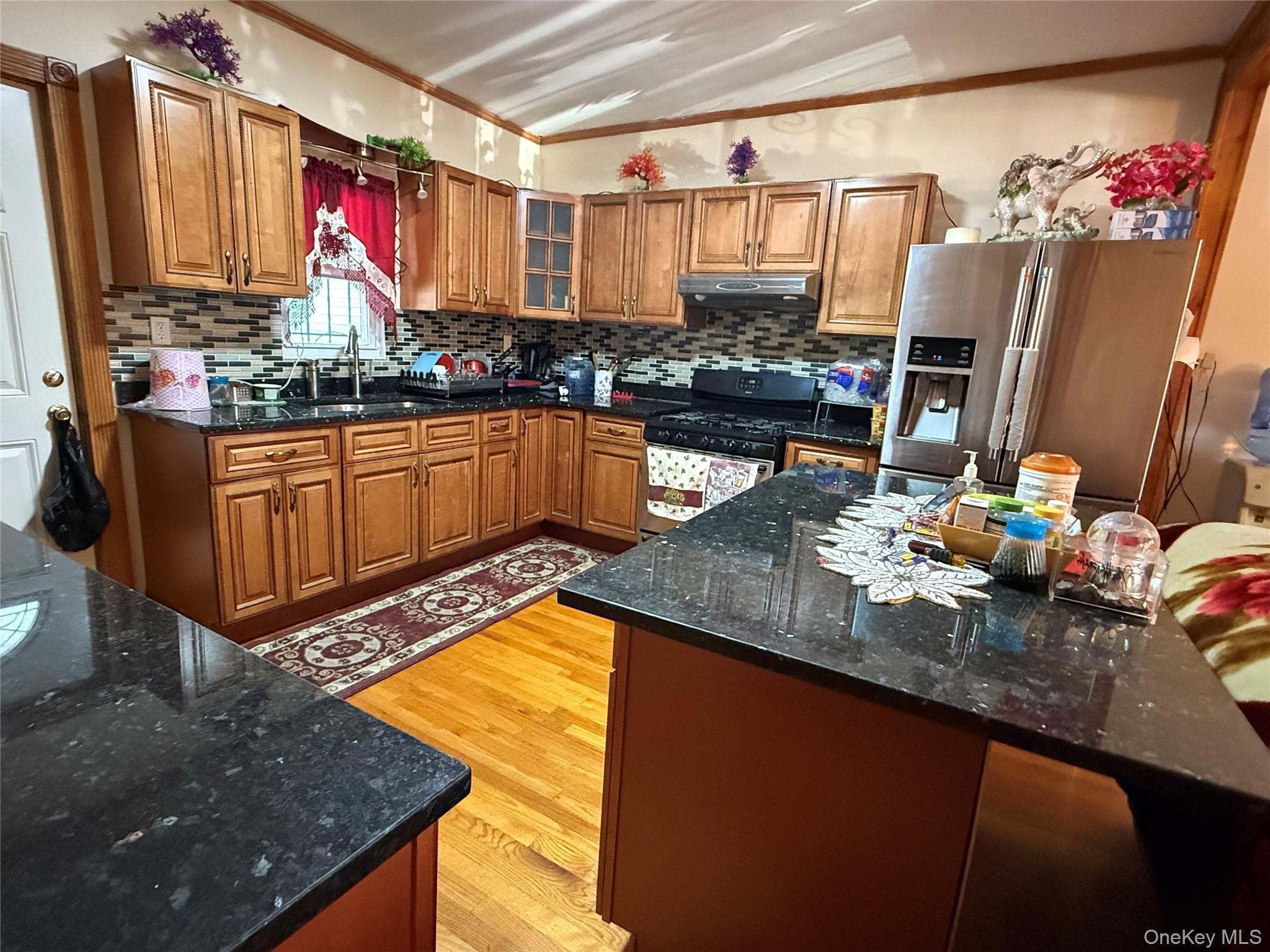 15 Euclid Avenue, Brooklyn, NY 11208