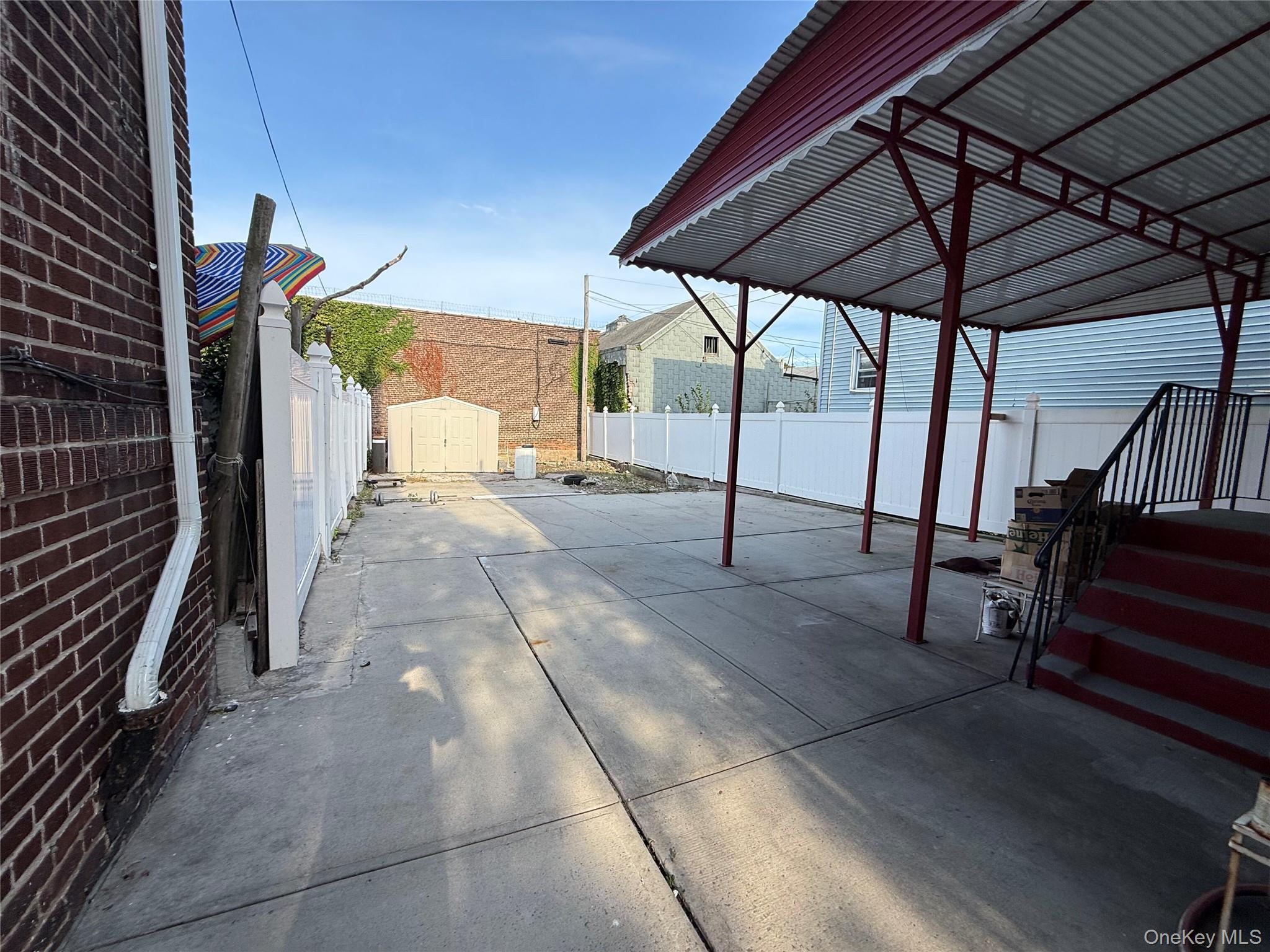 15 Euclid Avenue, Brooklyn, NY 11208