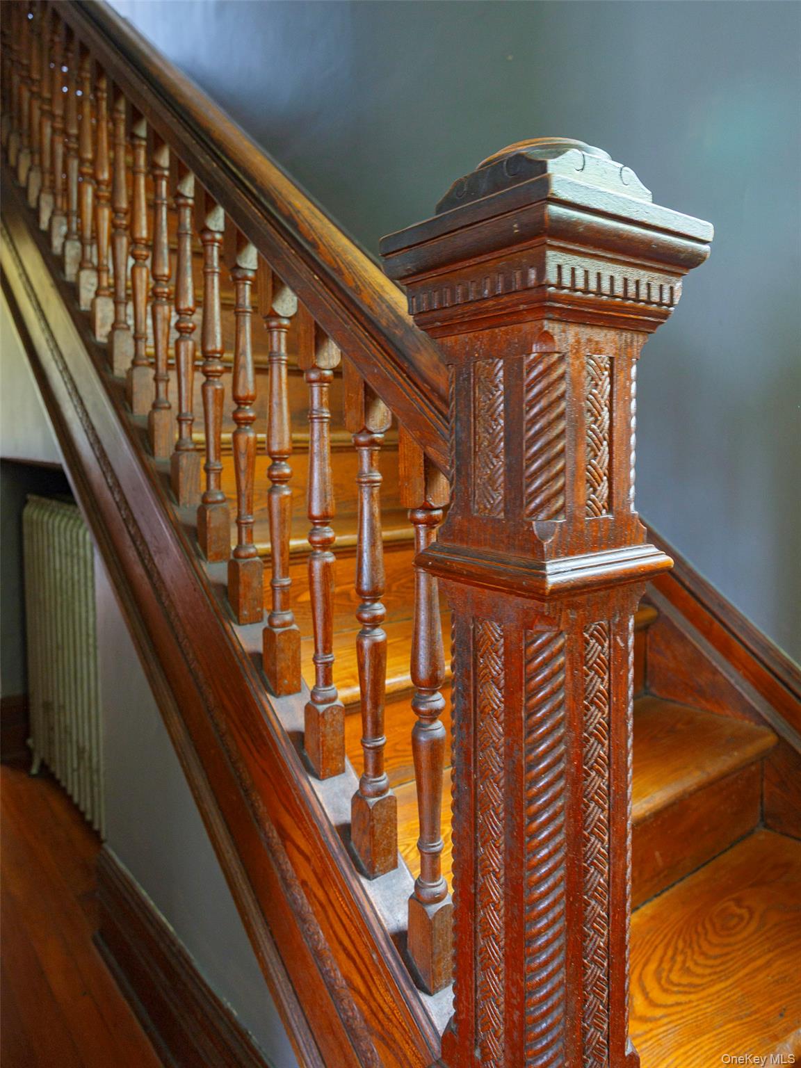 59 S Grand Avenue, Poughkeepsie, NY 12603