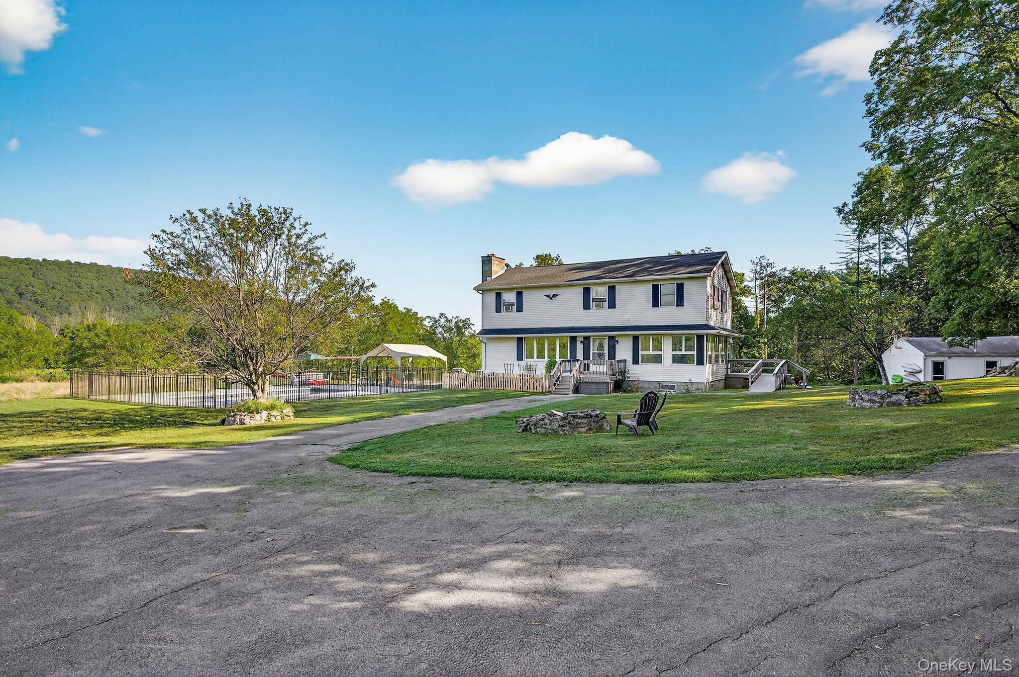 109 Paul Horn Road, Catskill, NY 12414