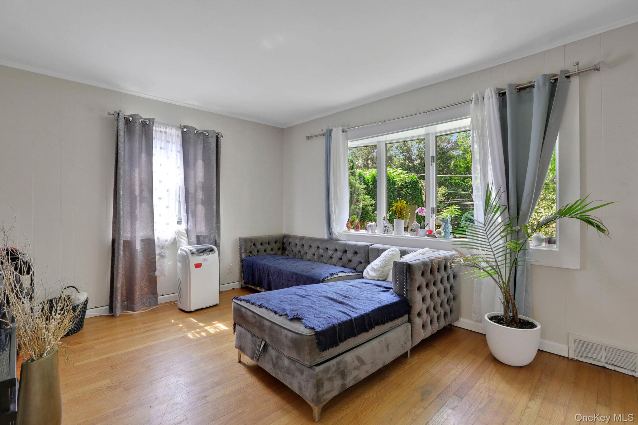 27 Osborne Hill Road, Wappingers Falls, NY 12590