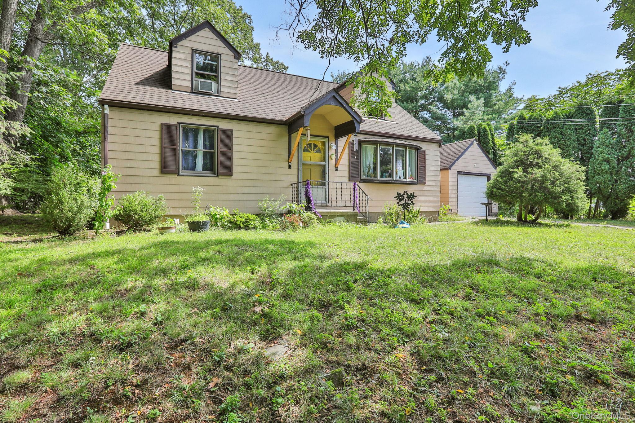 27 Osborne Hill Road, Wappingers Falls, NY 12590