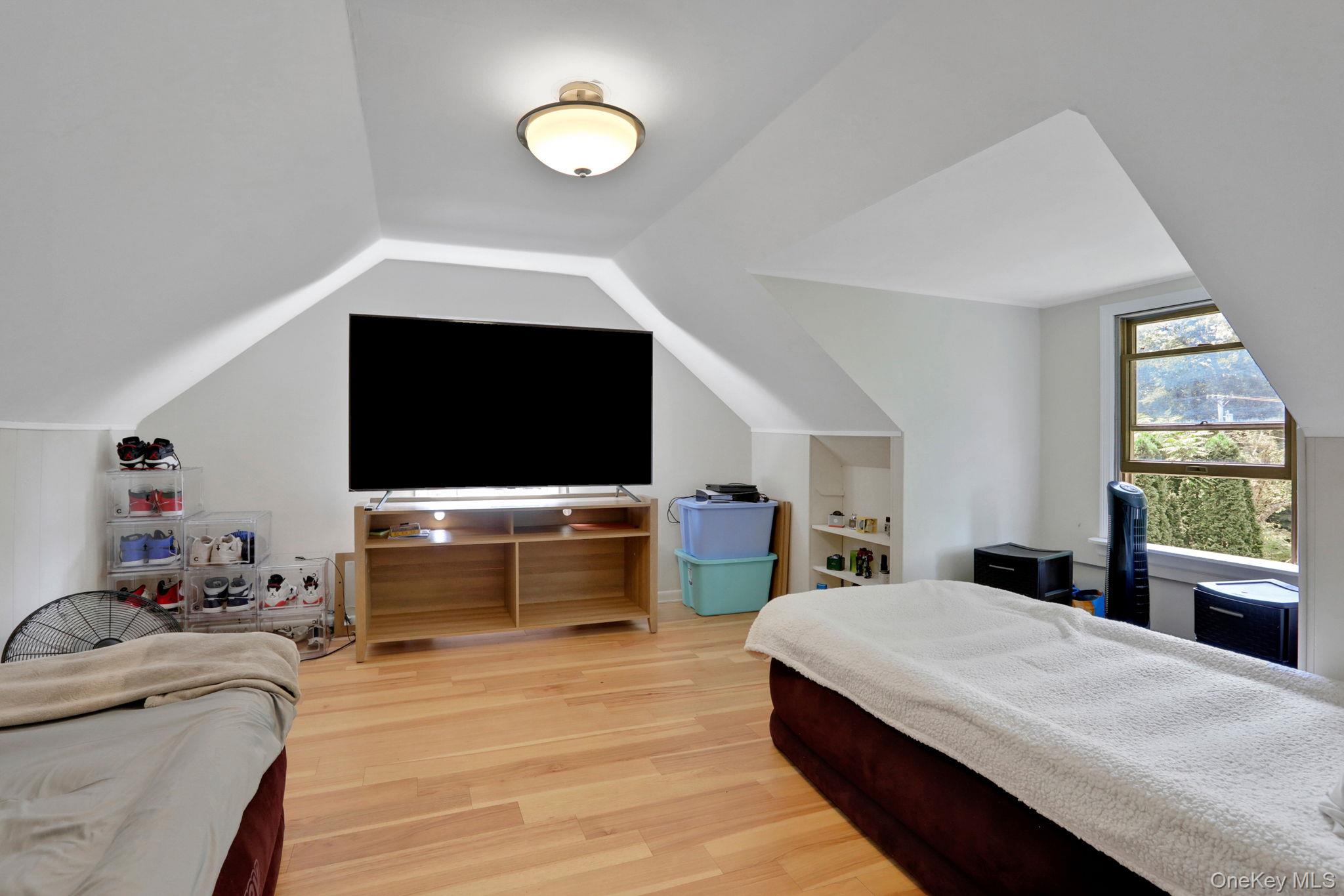 27 Osborne Hill Road, Wappingers Falls, NY 12590