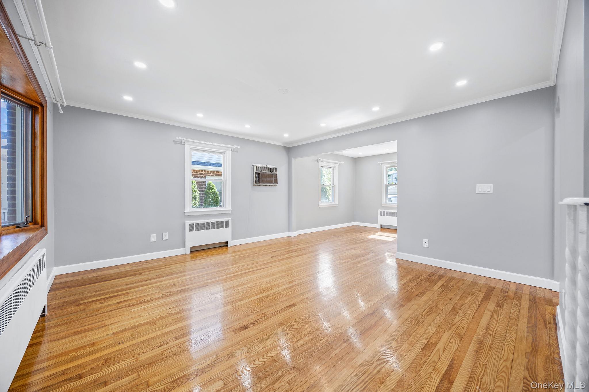 111 N 7th Street, New Hyde Park, NY 11040