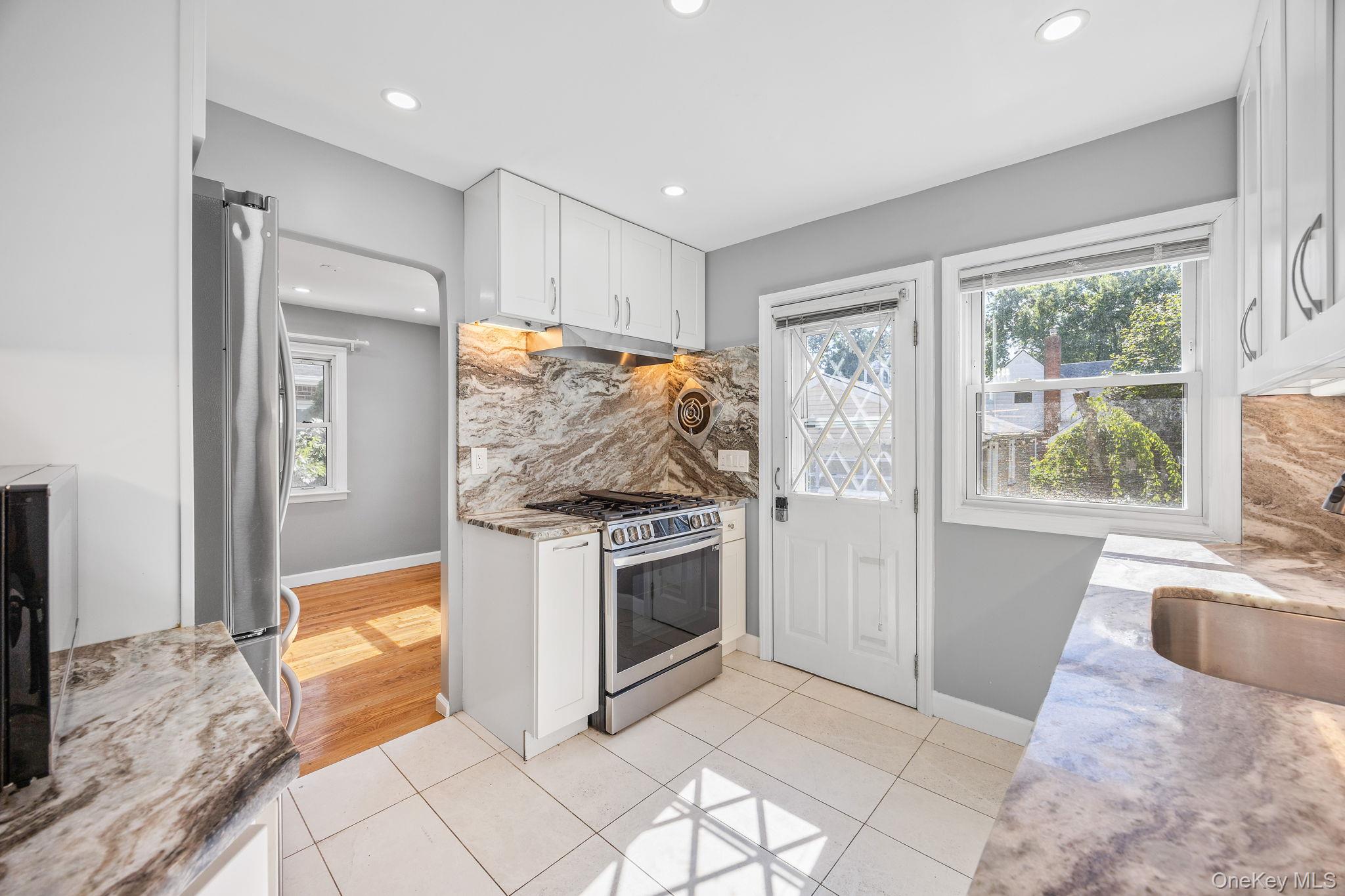 111 N 7th Street, New Hyde Park, NY 11040