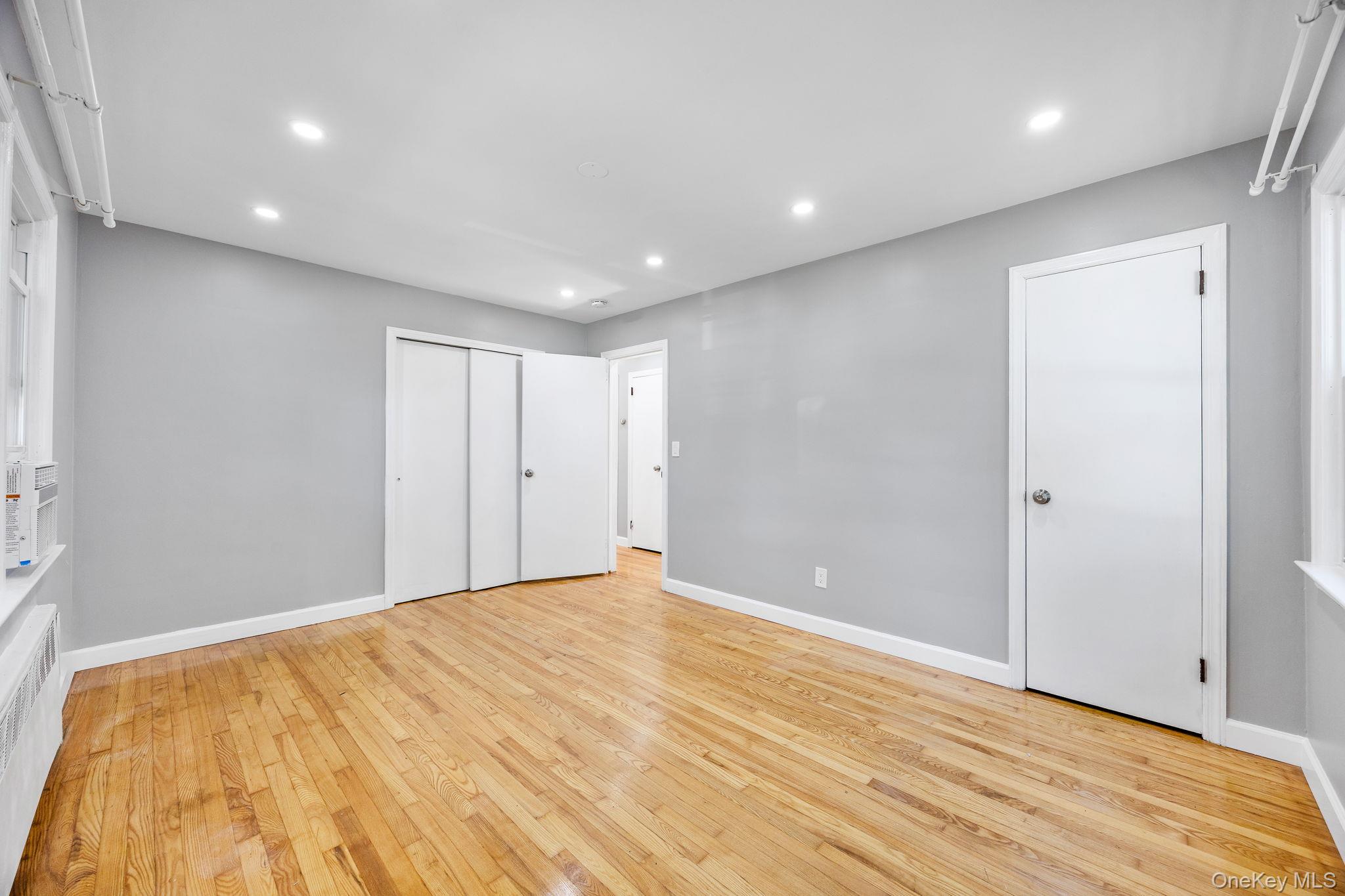 111 N 7th Street, New Hyde Park, NY 11040