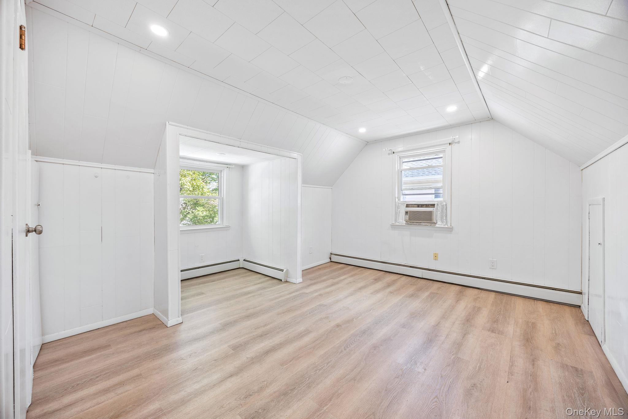 111 N 7th Street, New Hyde Park, NY 11040