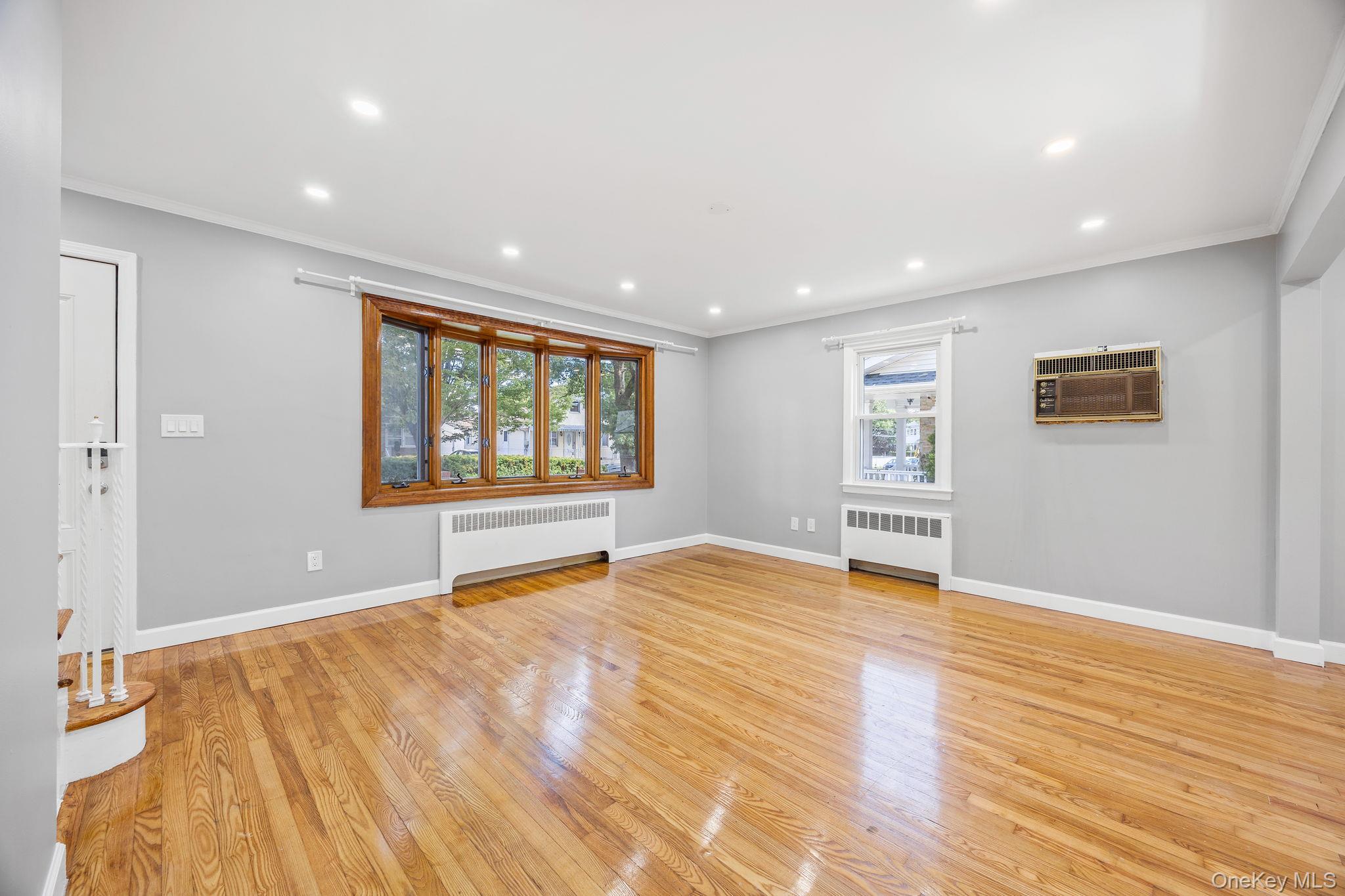 111 N 7th Street, New Hyde Park, NY 11040