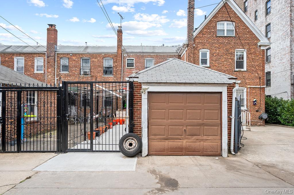 3415 91 Street, Jackson Heights, NY 11372