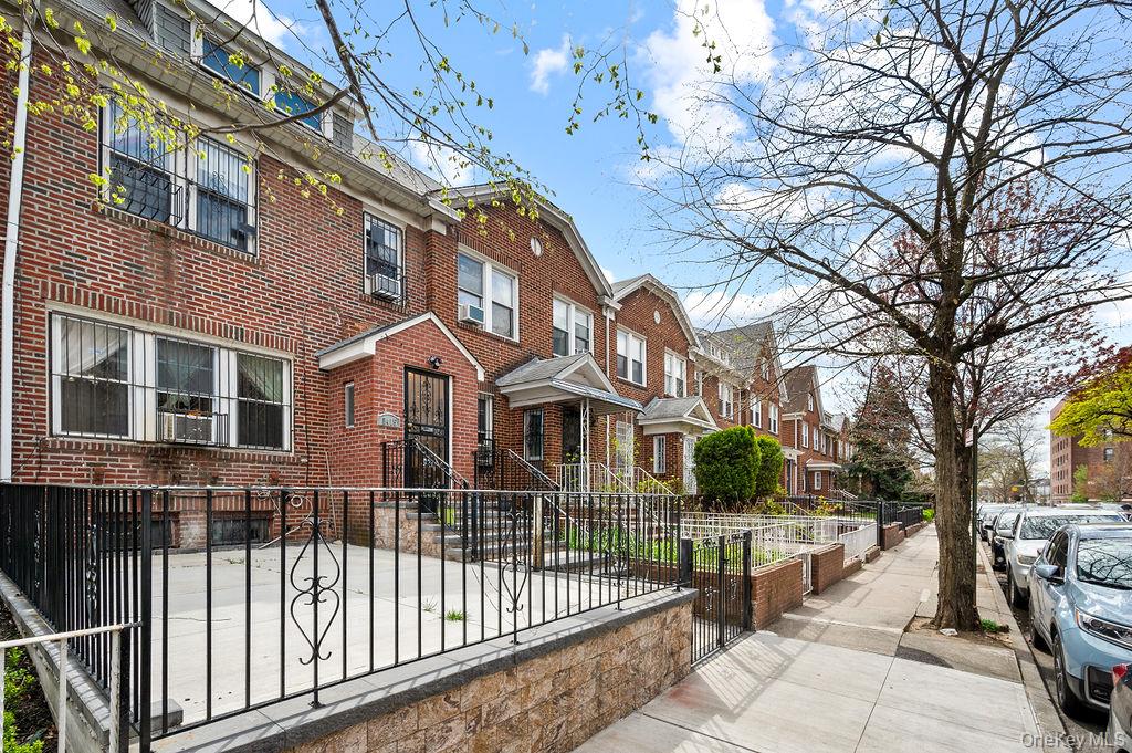 3415 91 Street, Jackson Heights, NY 11372