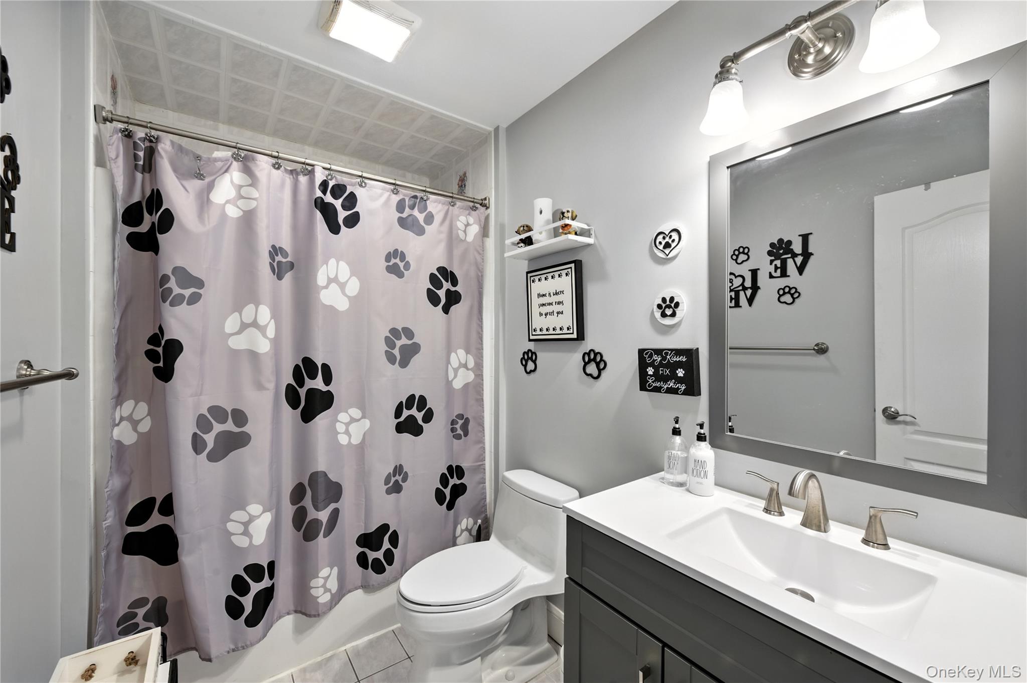 11 Nottingham Way, Mahopac, NY 10541