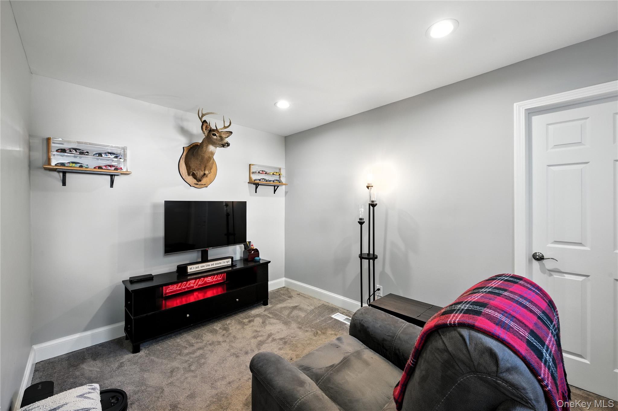 11 Nottingham Way, Mahopac, NY 10541