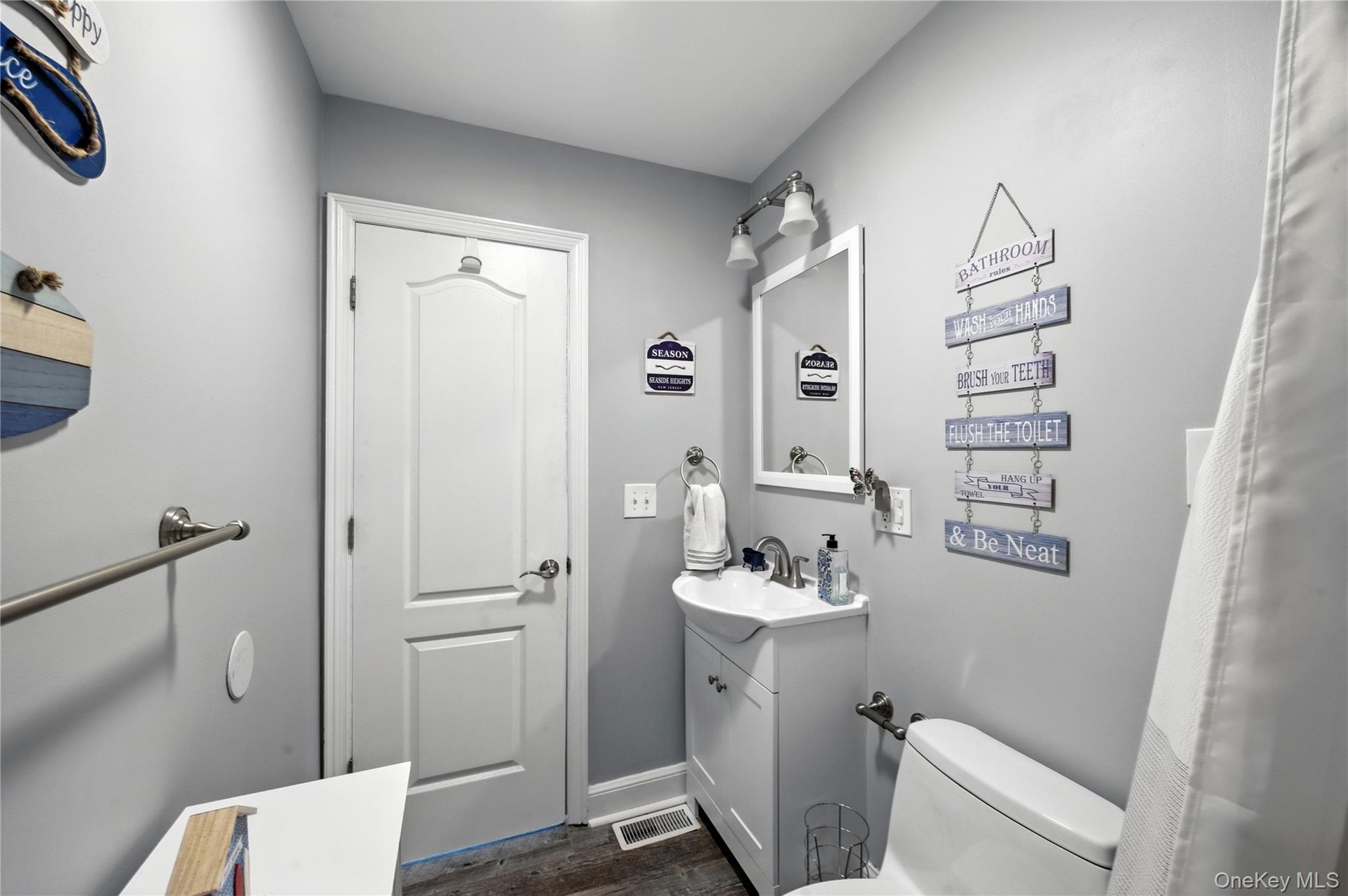 11 Nottingham Way, Mahopac, NY 10541