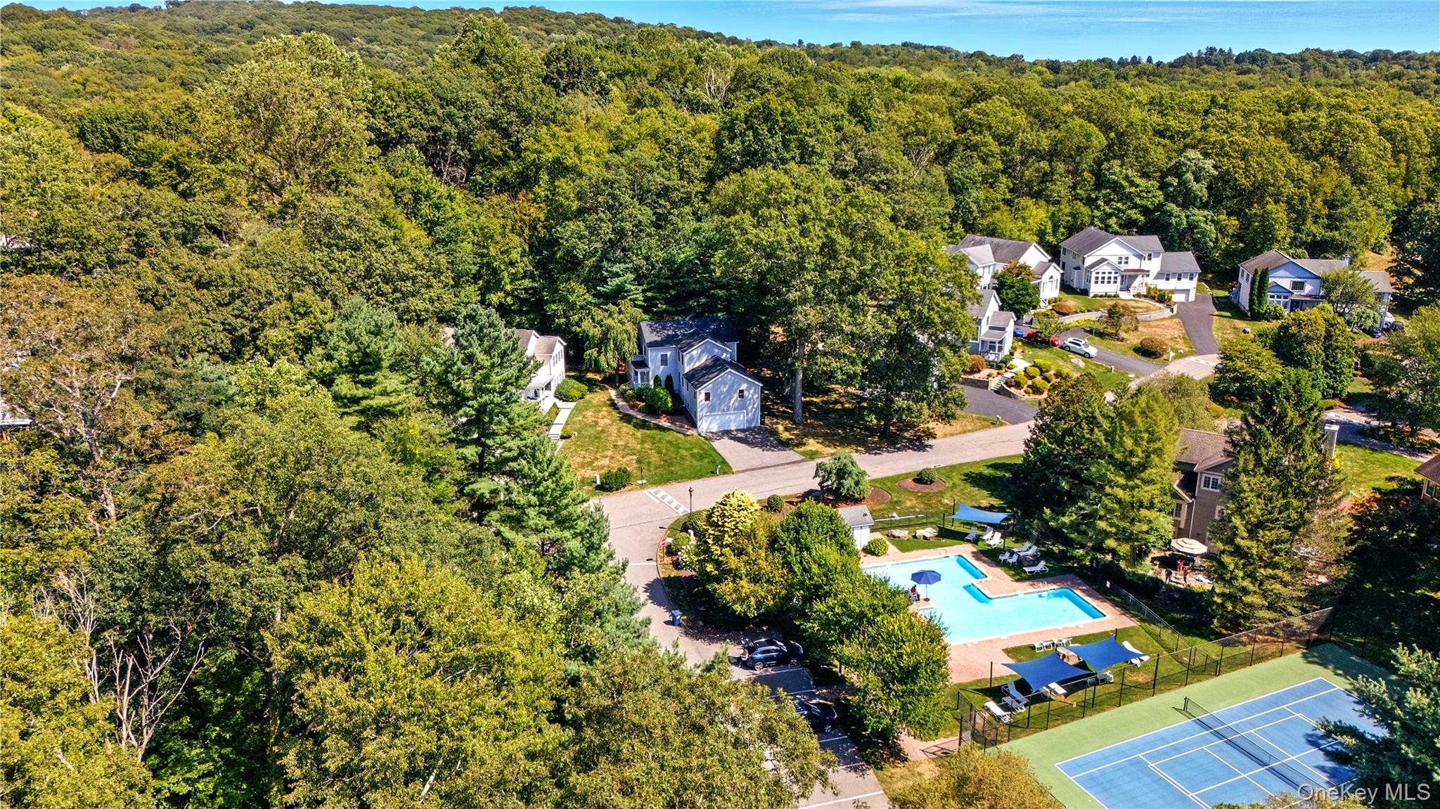 11 Nottingham Way, Mahopac, NY 10541