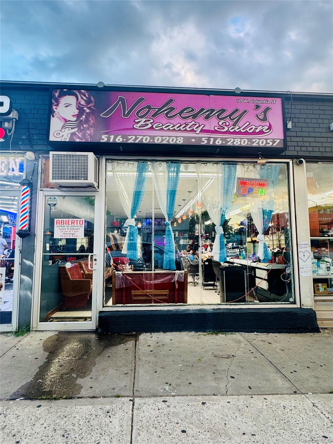 10 W Columbia, Hempstead, NY 11550
