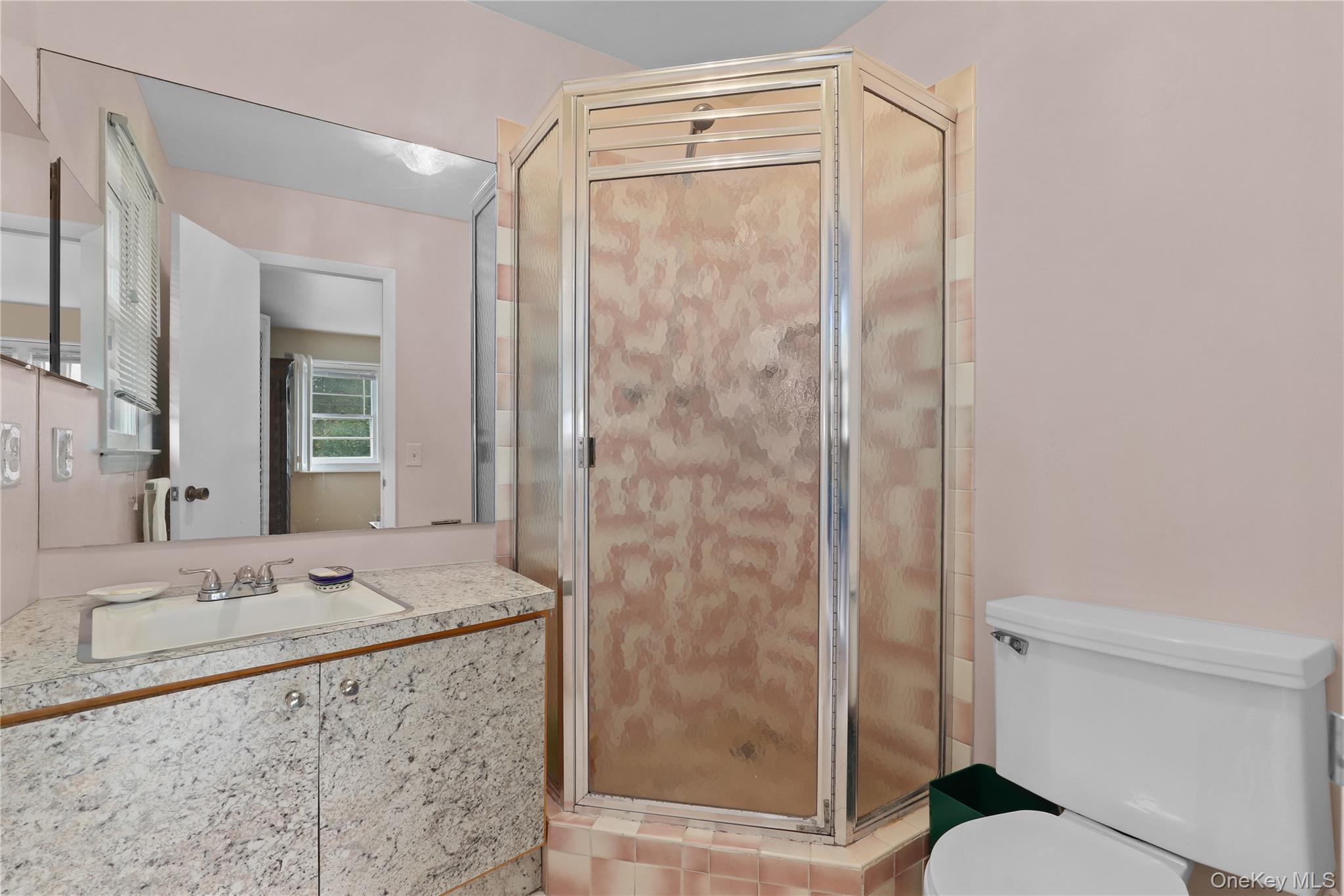 2 Willa Way, Eastchester, NY 10709