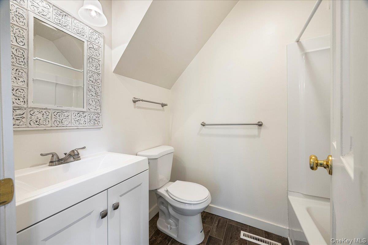 26 High Street, Warwick, NY 10990