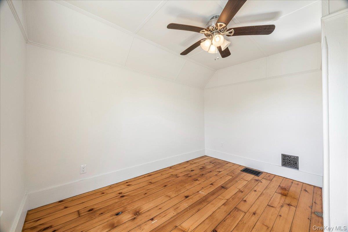 26 High Street, Warwick, NY 10990