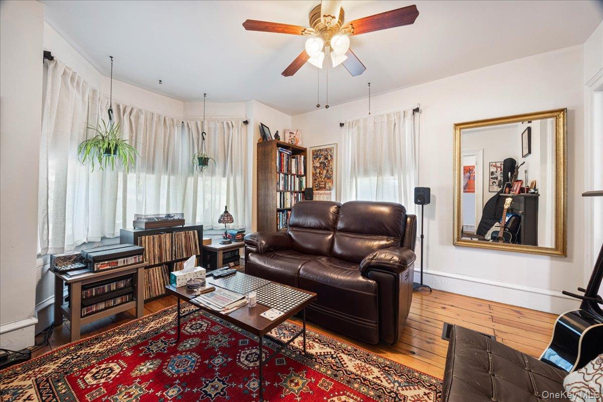 26 High Street, Warwick, NY 10990