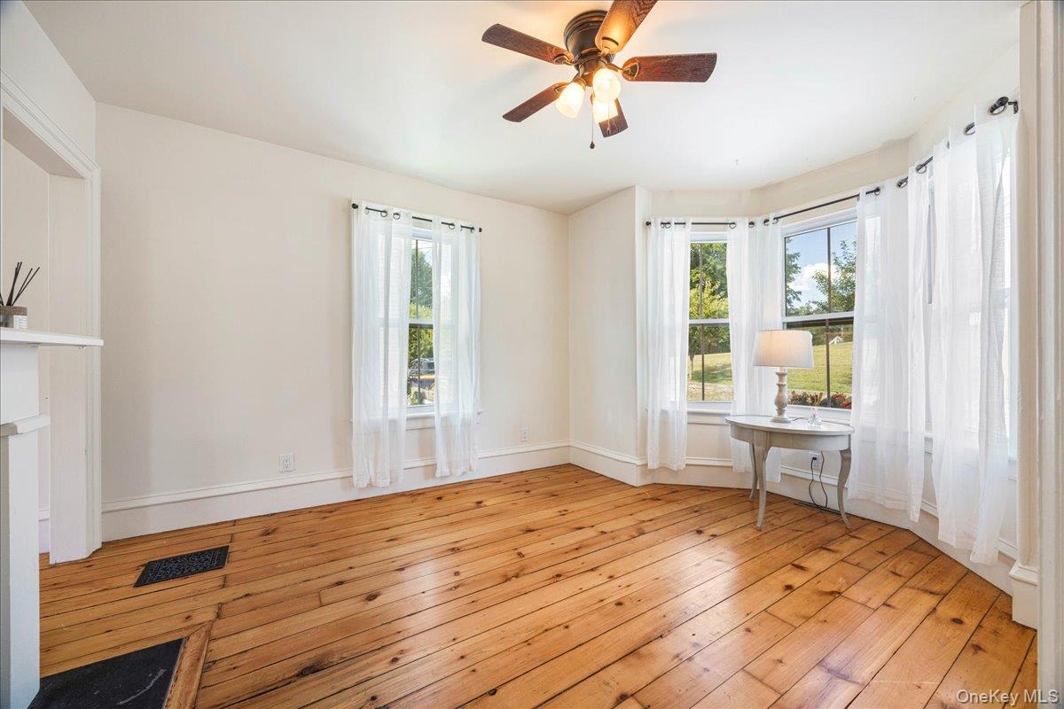 26 High Street, Warwick, NY 10990