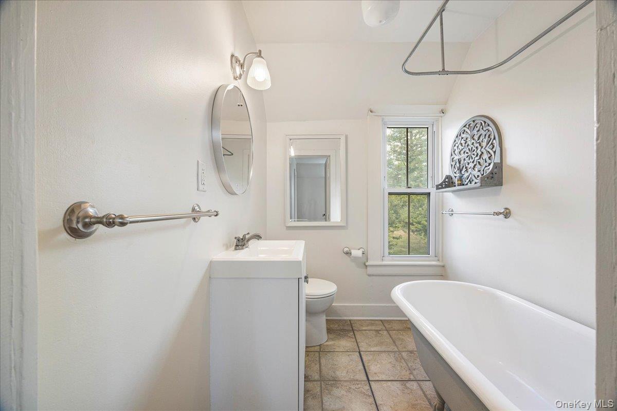 26 High Street, Warwick, NY 10990