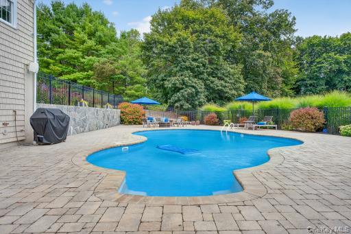 43 Kayla Lane, Mahopac, NY 10541