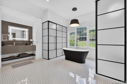 43 Kayla Lane, Mahopac, NY 10541