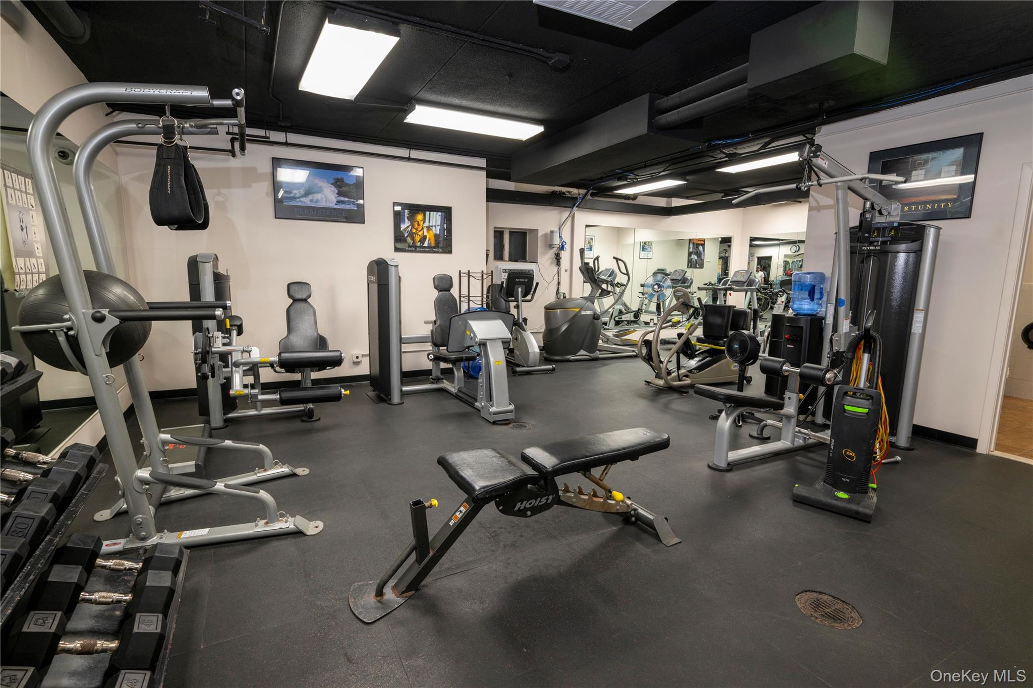 200 Diplomat Drive # 8B, Mount Kisco, NY 10549