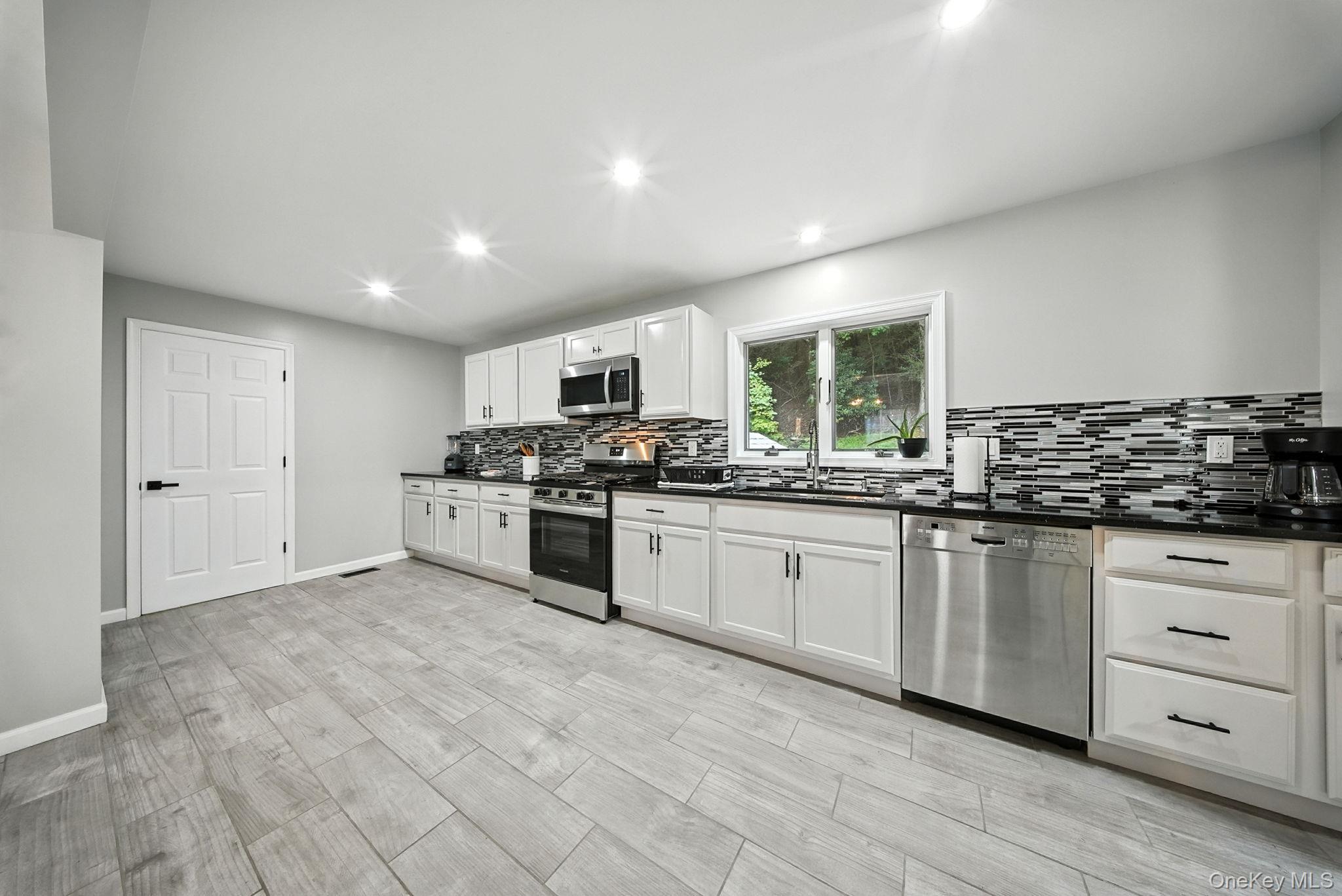 526 State Route 42, Port Jervis, NY 12780