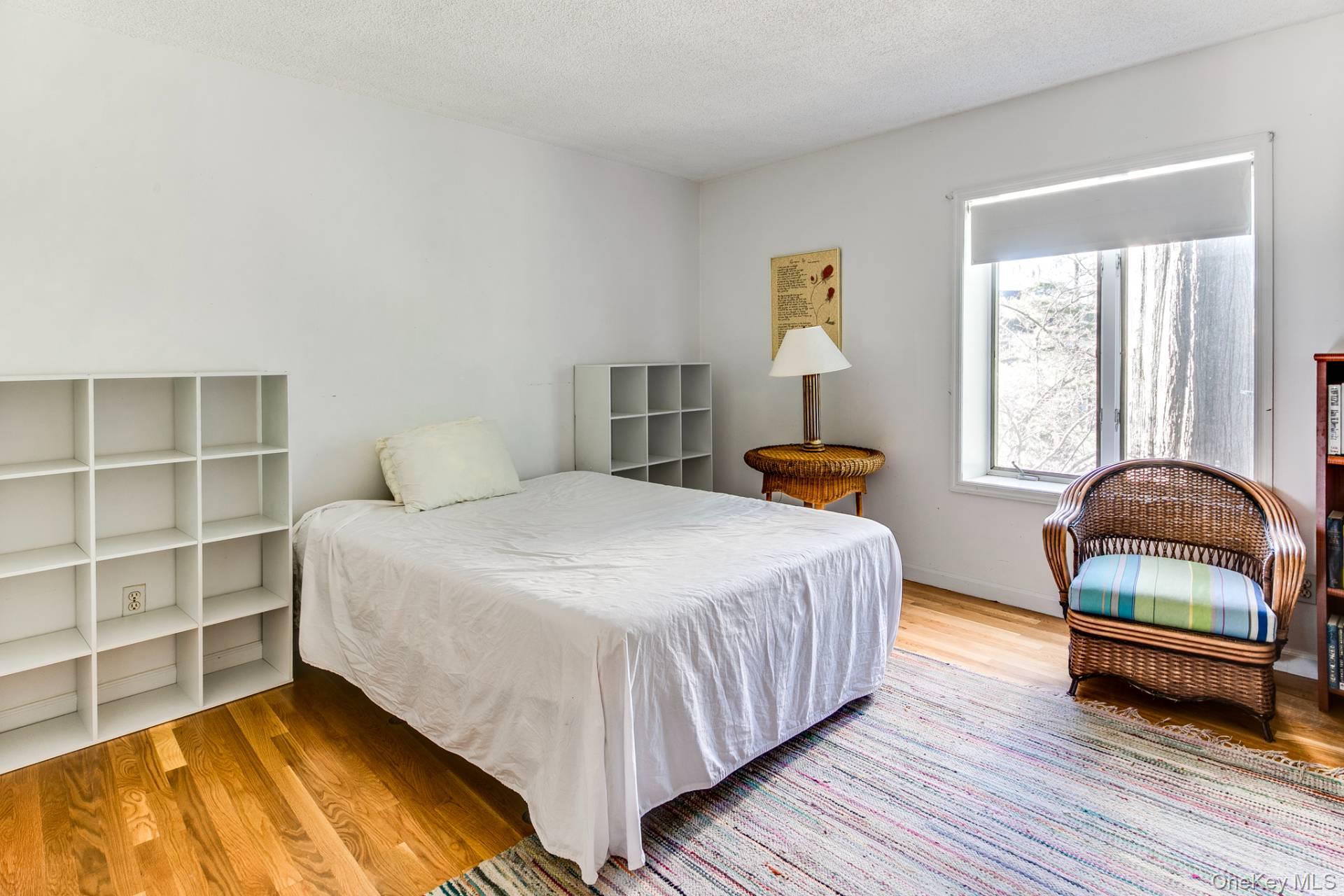 6 Toilsome Lane, East Hampton, NY 11937