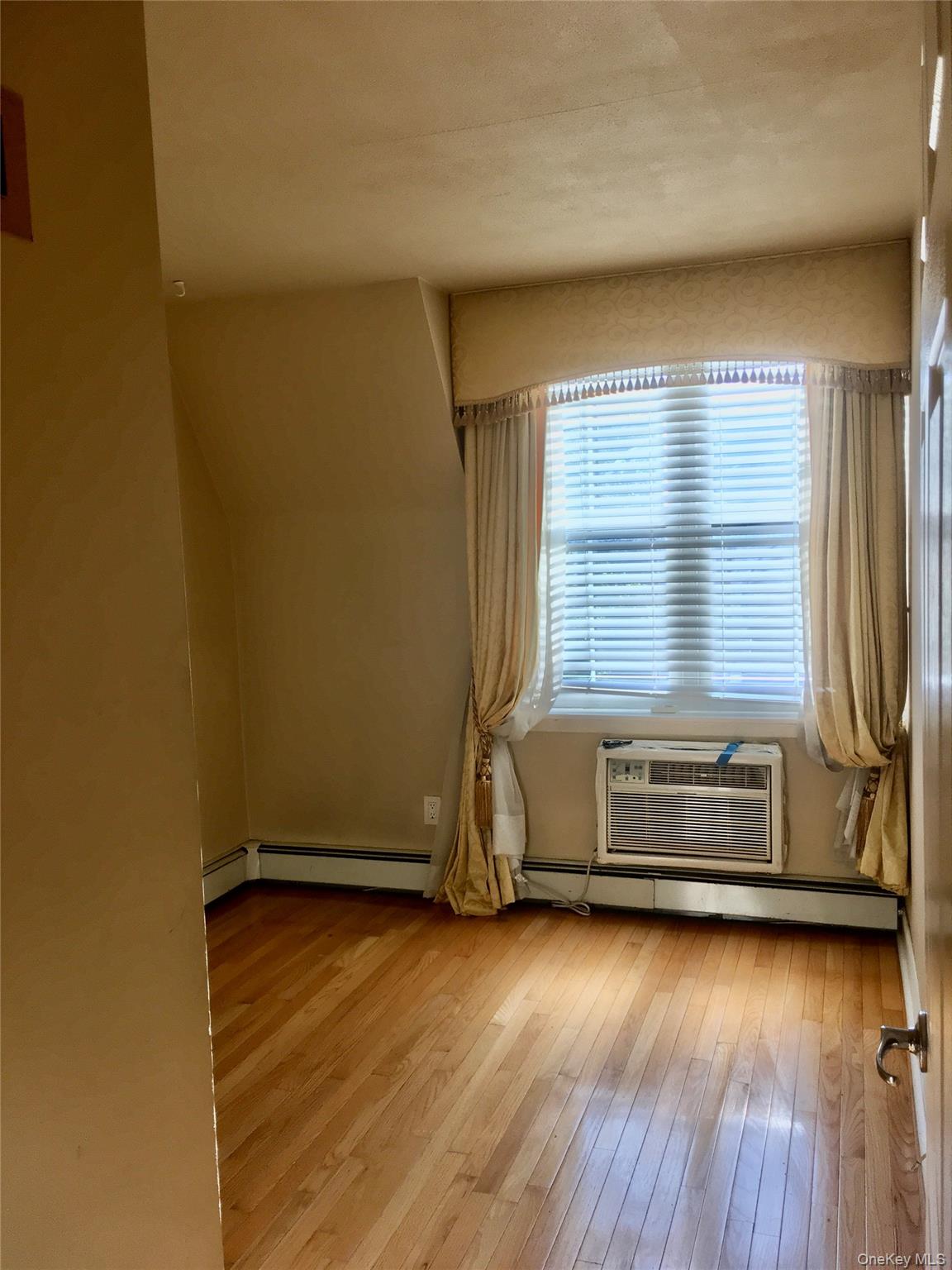 14-04 Michael Place # 113U, Bayside, NY 11360