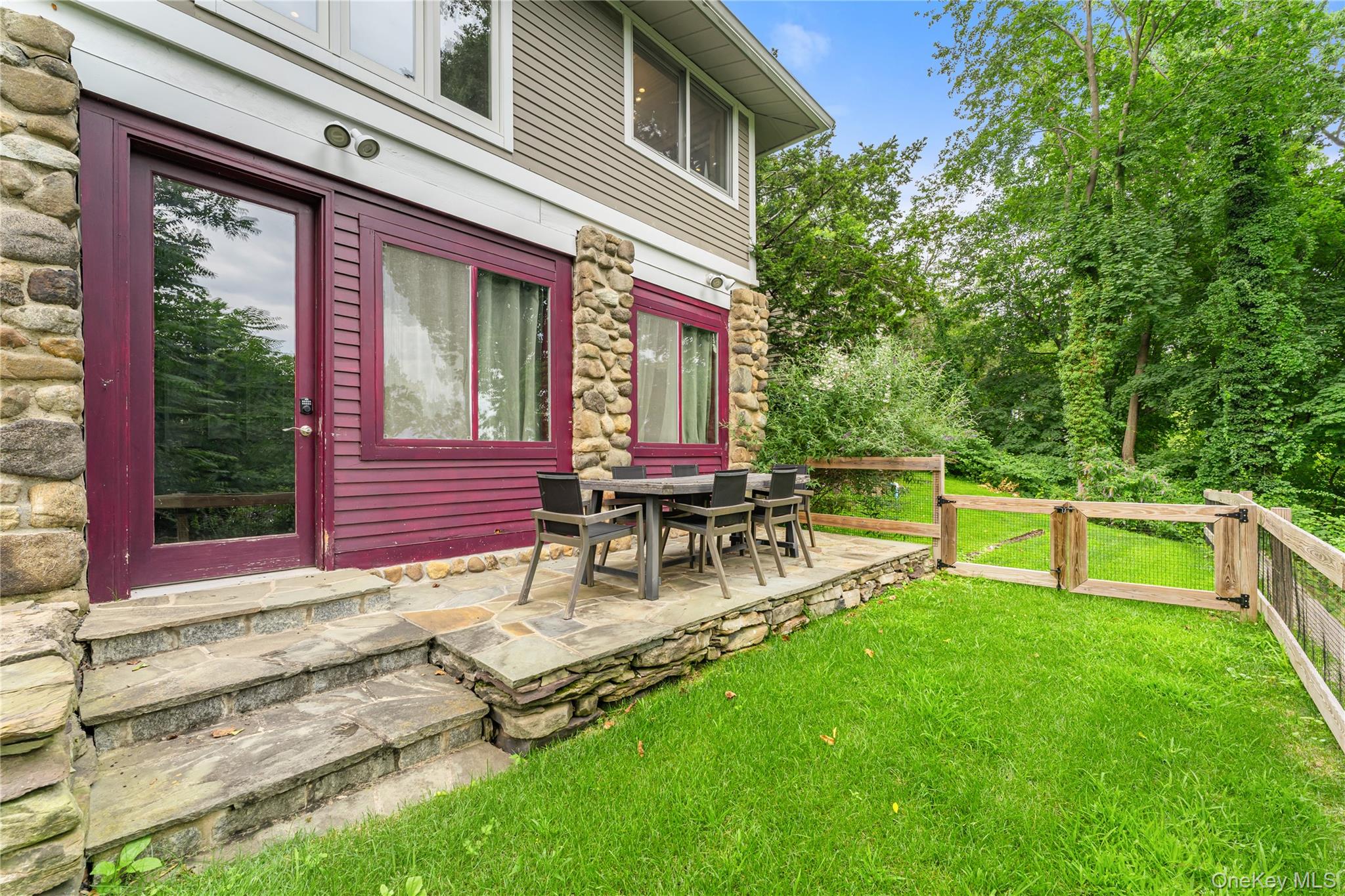 989 Route 9W S, Nyack, NY 10960