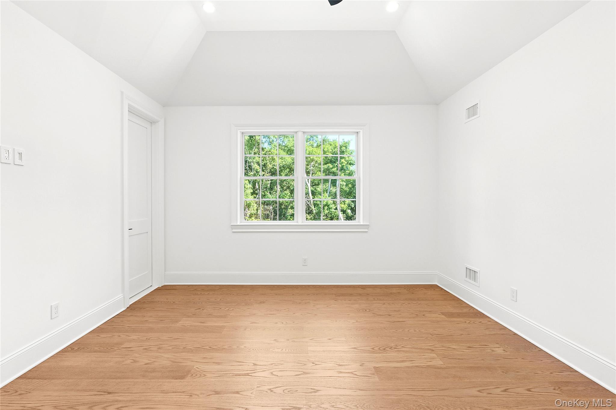 80 Deer Run, Southold, NY 11971