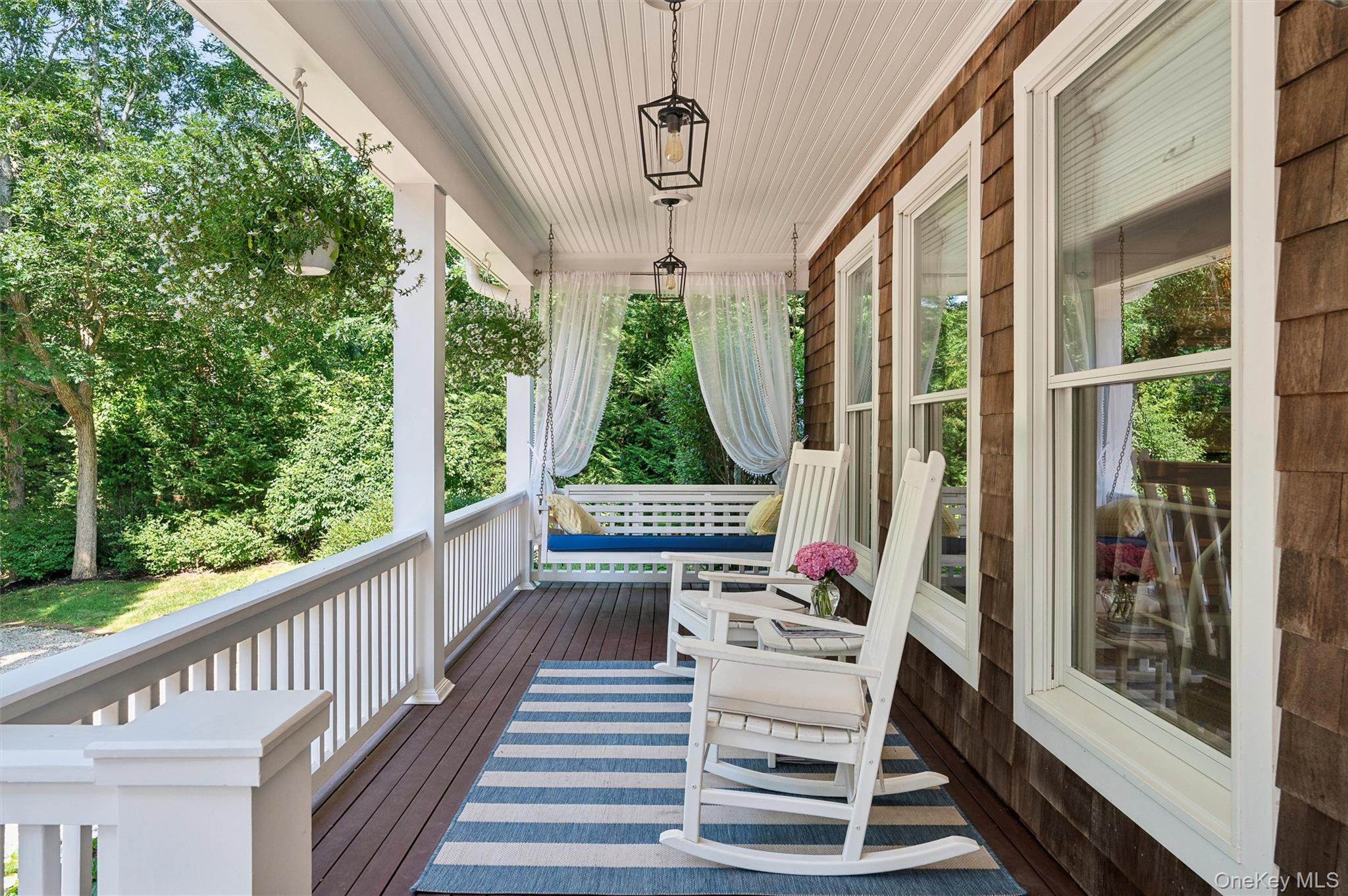 409 Old Canoe Place Road, Southampton, NY 11968