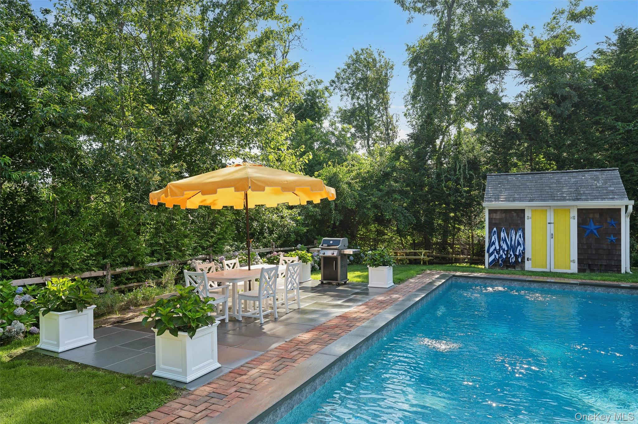 409 Old Canoe Place Road, Southampton, NY 11968