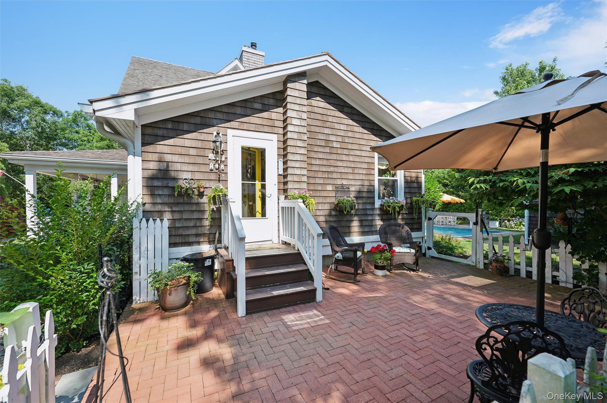 409 Old Canoe Place Road, Southampton, NY 11968