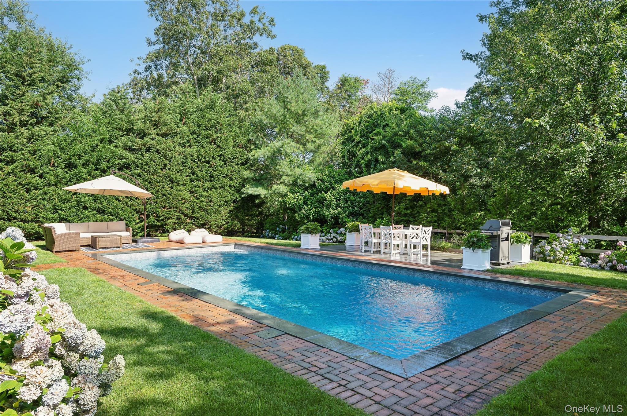 409 Old Canoe Place Road, Southampton, NY 11968