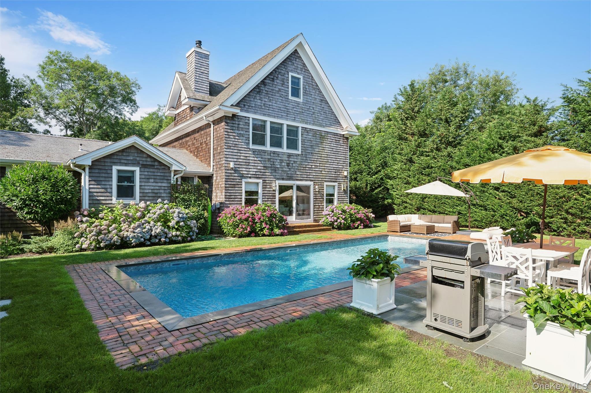 409 Old Canoe Place Road, Southampton, NY 11968