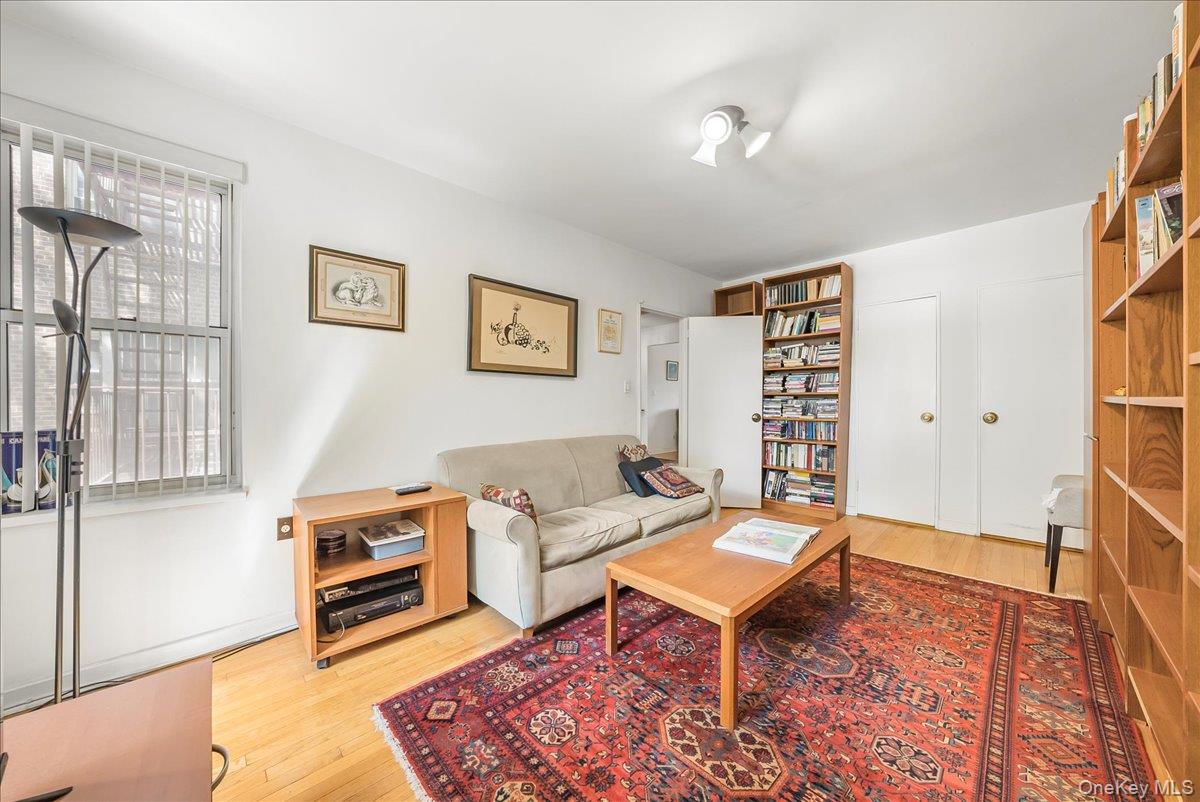 67-66 108th Street # B31, Forest Hills, NY 11375