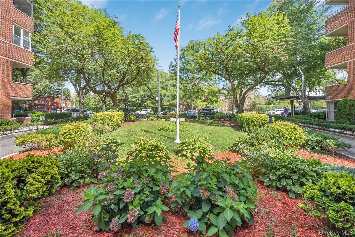 67-66 108th Street # B31, Forest Hills, NY 11375