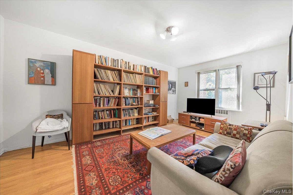 67-66 108th Street # B31, Forest Hills, NY 11375