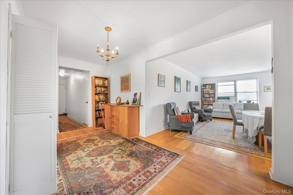 67-66 108th Street # B31, Forest Hills, NY 11375