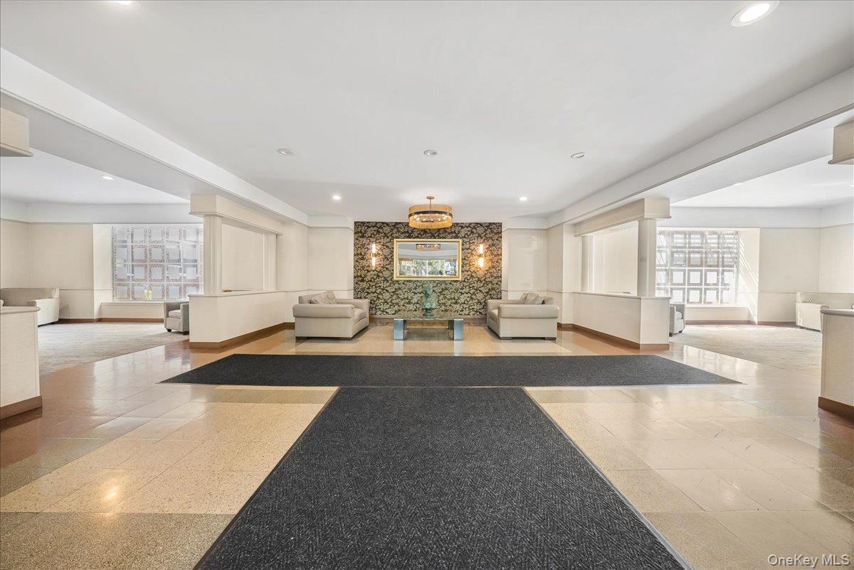 67-66 108th Street # B31, Forest Hills, NY 11375