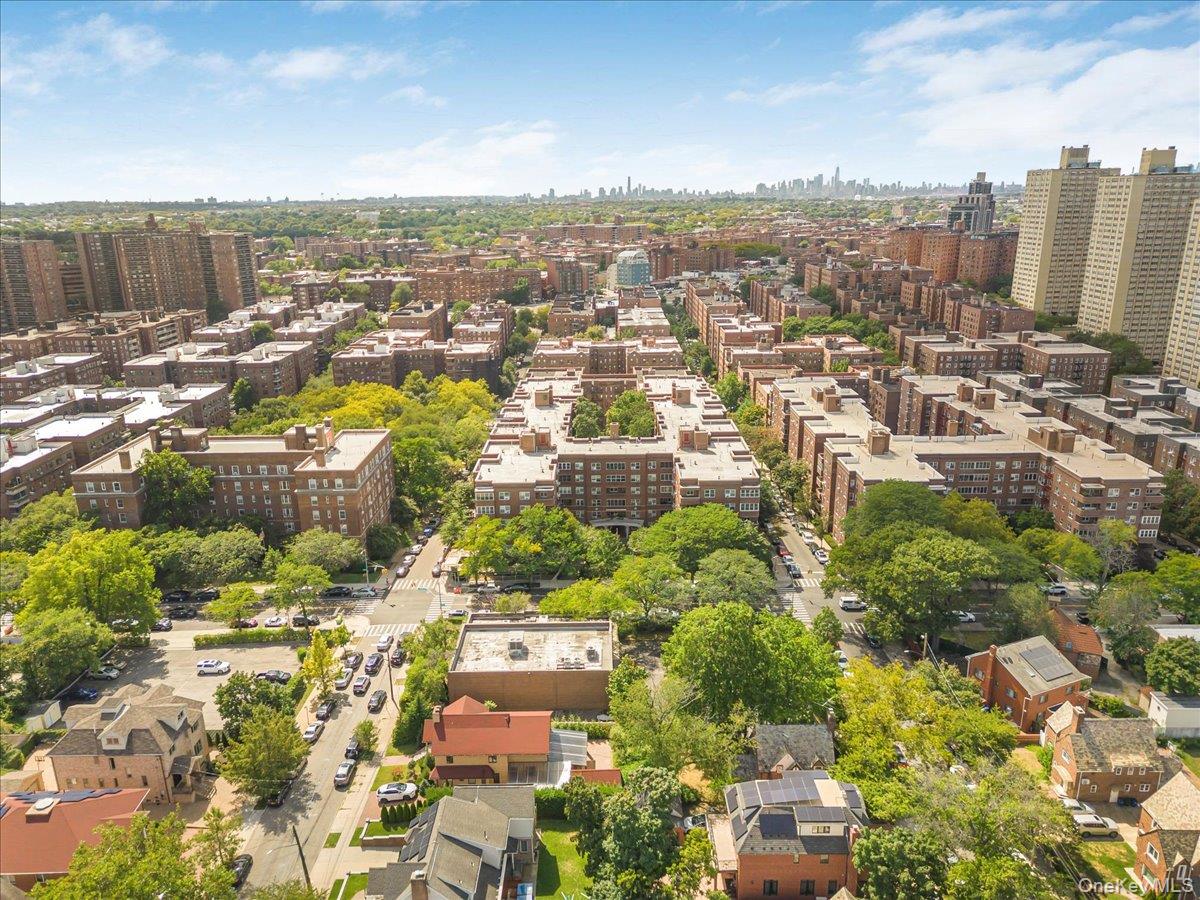 67-66 108th Street # B31, Forest Hills, NY 11375