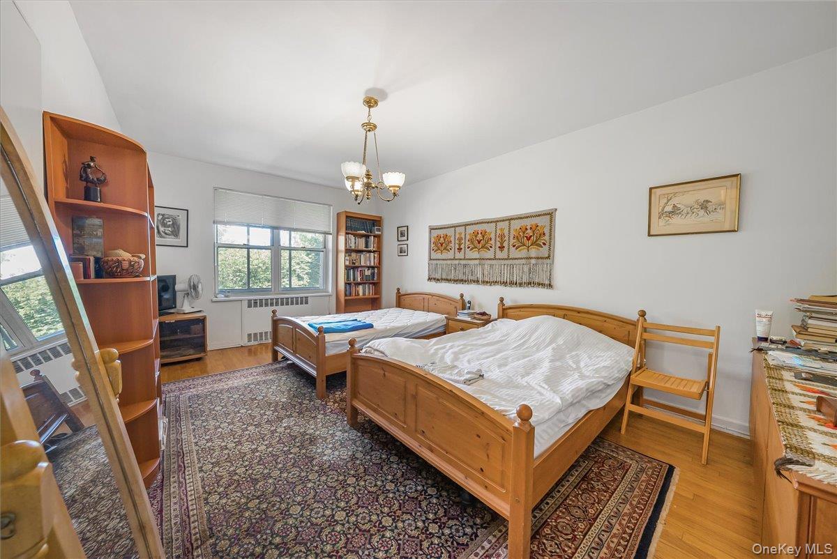 67-66 108th Street # B31, Forest Hills, NY 11375