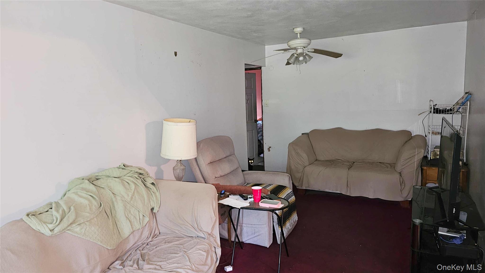 40 Christian Avenue, Setauket, NY 11733